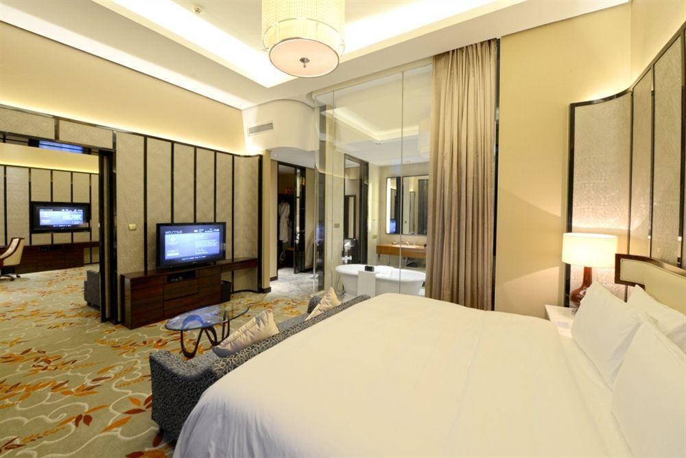 Kingrand Hotspring Hotel Пекин Екстериор снимка