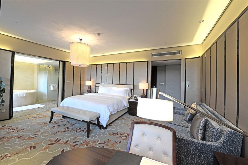 Kingrand Hotspring Hotel Пекин Екстериор снимка